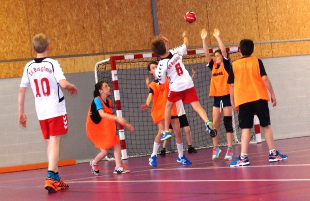  20160611 EKB Ay 00011187